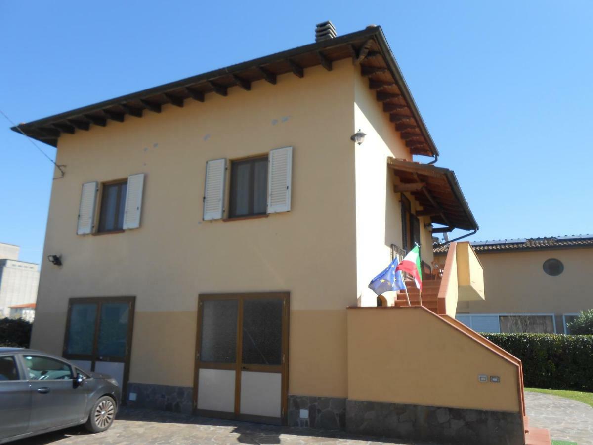 Casa Vacanze Orsi Lucca Exterior foto